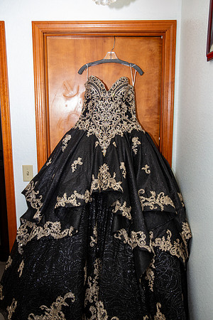 35-Ianna Hernandez