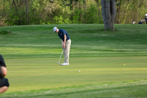 387-Hunter Golf Match