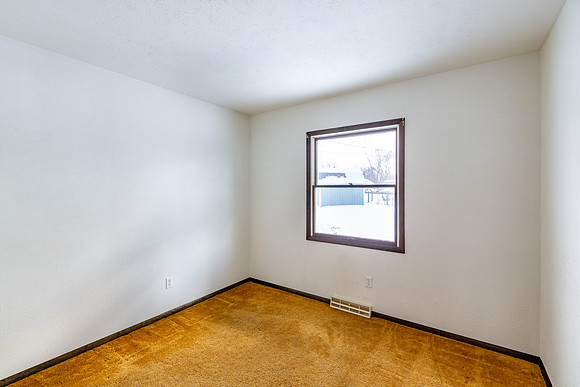 49-56044 Wynnewood-HDR