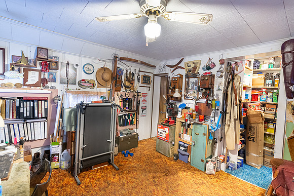 76-11955 W710N-Middlebury-HDR