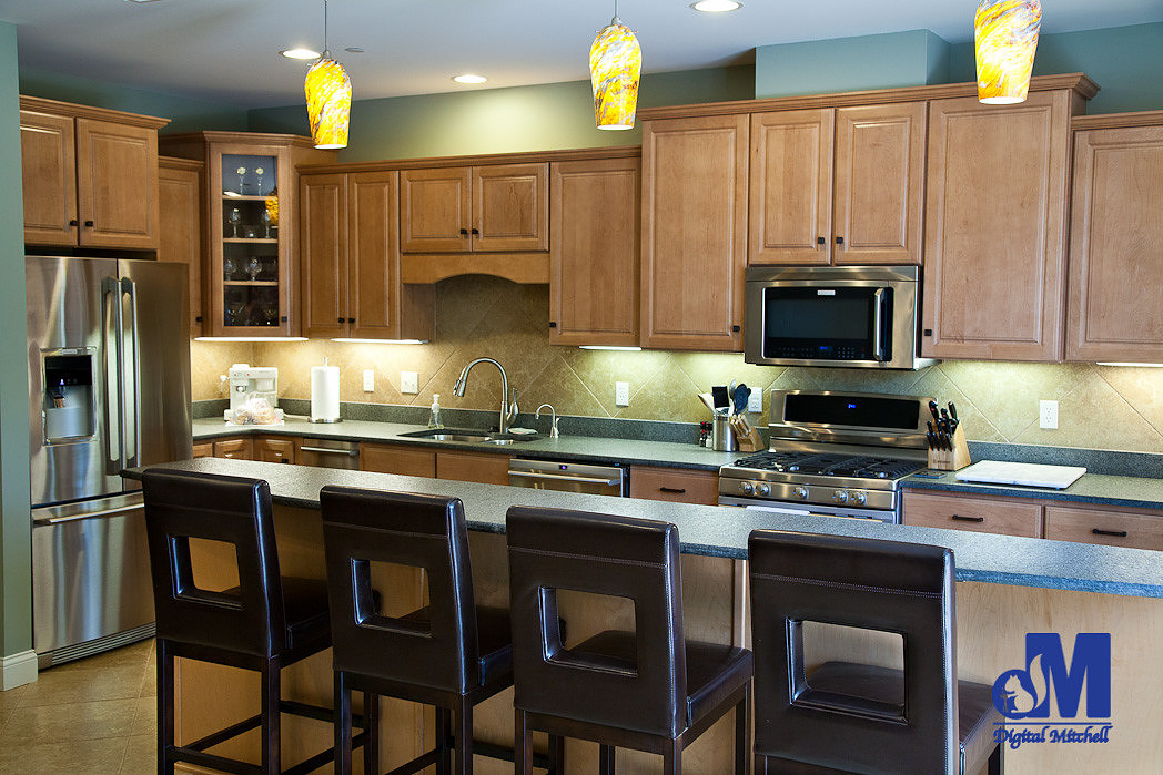 picture of the kitchen cabinets 