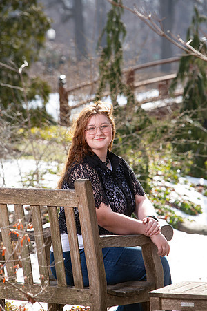 4-Lindsay Morris