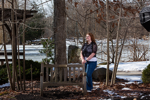 30-Lindsay Morris
