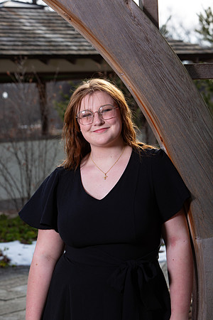 232-Lindsay Morris
