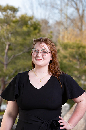 260-Lindsay Morris