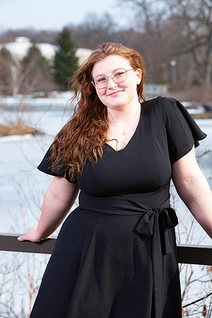 284-Lindsay Morris