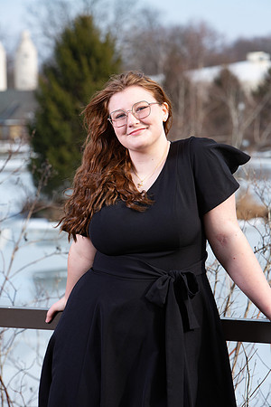 288-Lindsay Morris