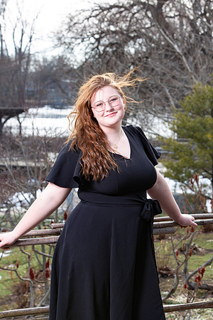 298-Lindsay Morris