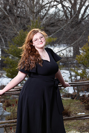 304-Lindsay Morris