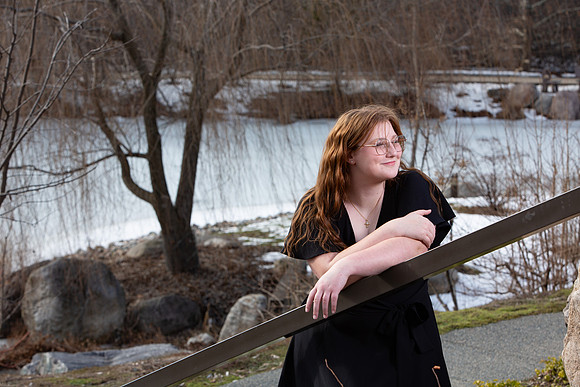 319-Lindsay Morris