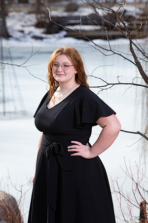 328-Lindsay Morris