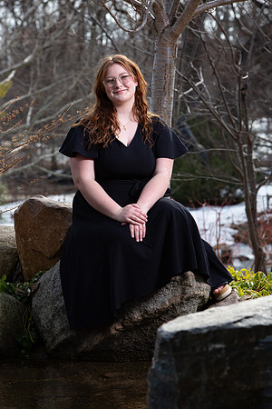 338-Lindsay Morris