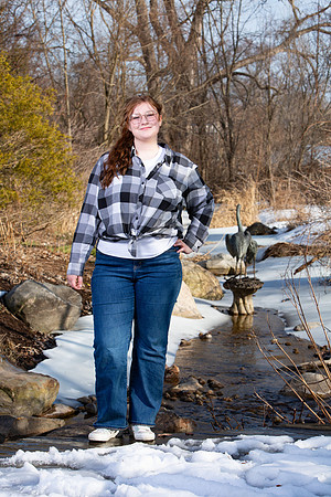 352-Lindsay Morris