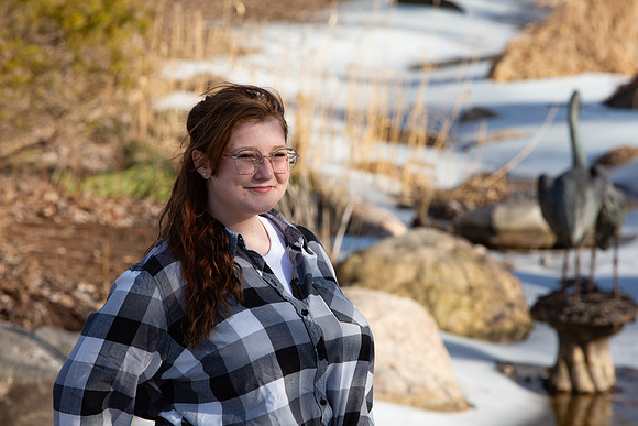 371-Lindsay Morris