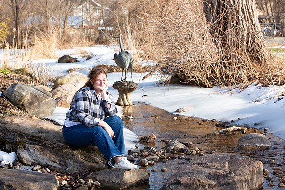 401-Lindsay Morris