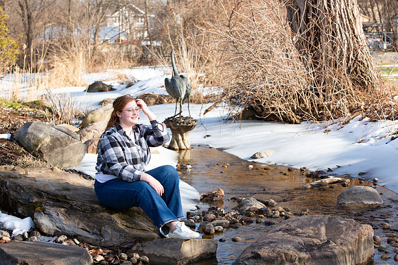 402-Lindsay Morris