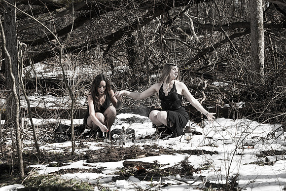 17-Heidi and Victoria