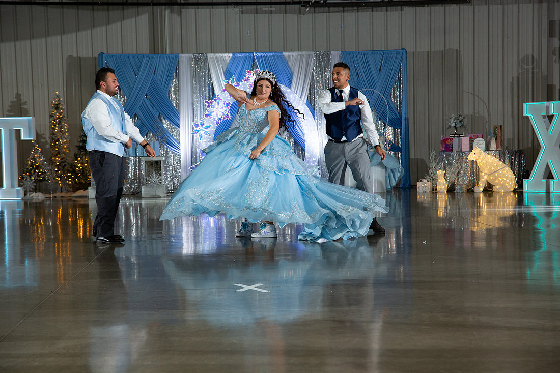 1014-Azaret Quince