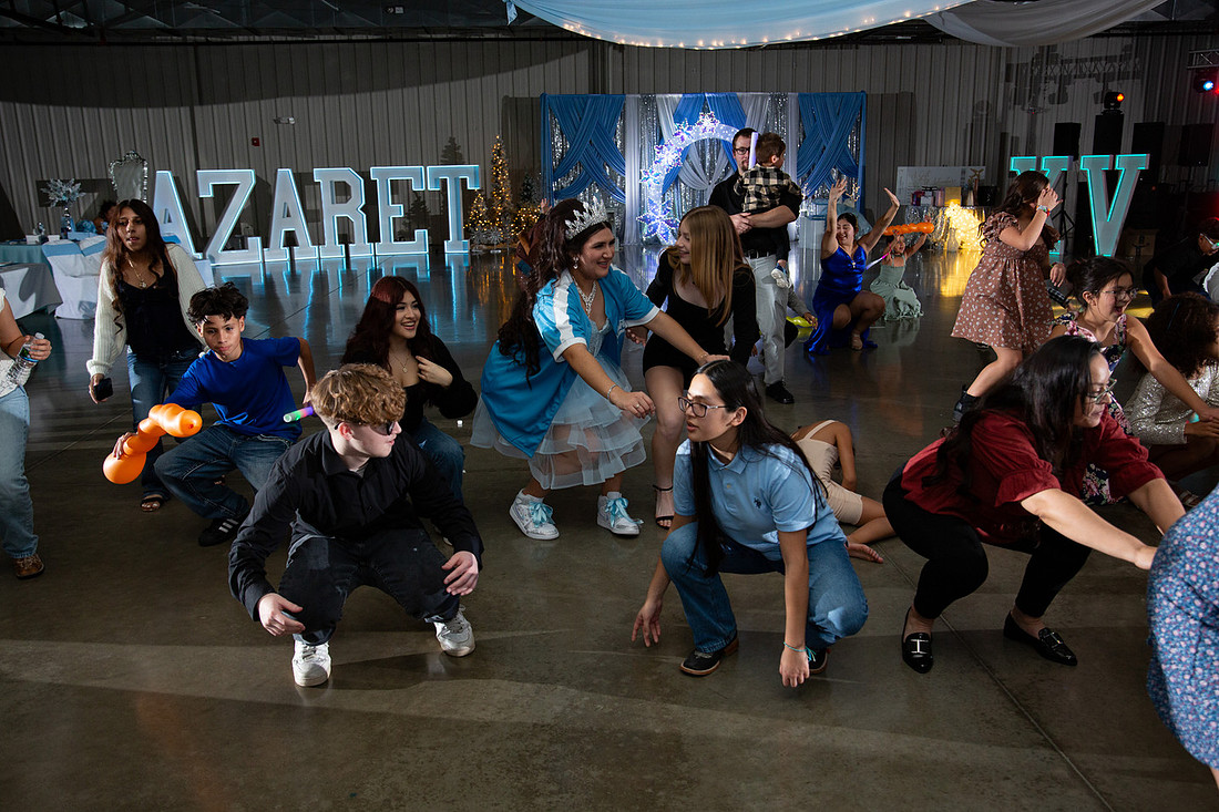 1532-Azaret Quince