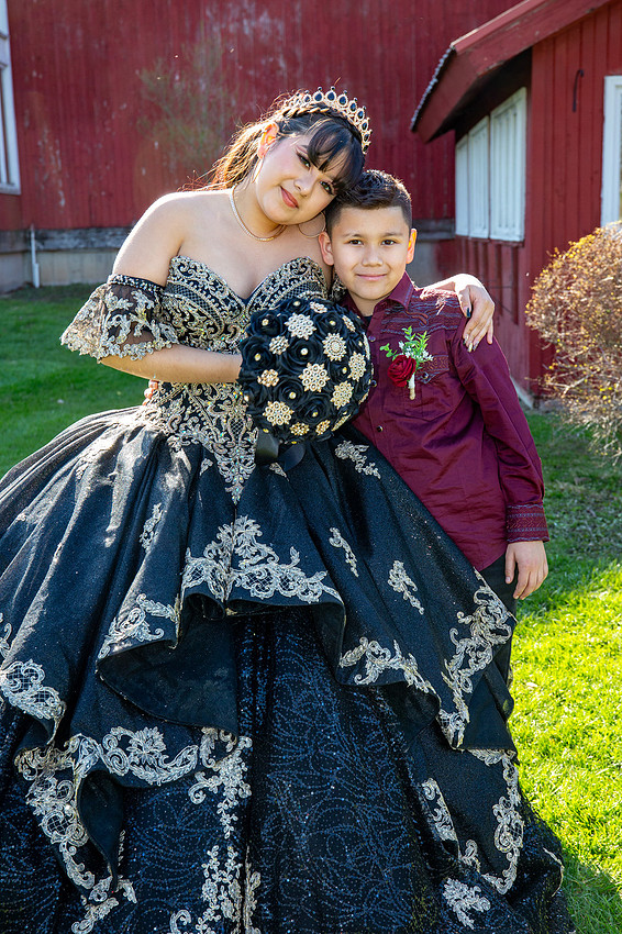 393-Ianna Hernandez