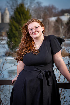 288-Lindsay Morris