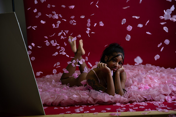 362-Nicole X-Mas n Pink Boudior