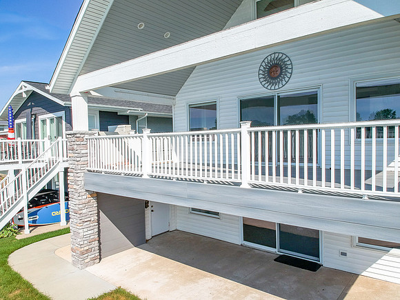 318-51304 N Shore Drive-HDR