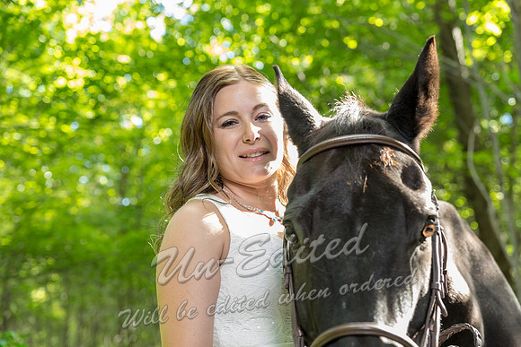 39-Heidi n Brandon n Horse