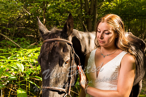 95-Heidi n Brandon n Horse