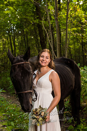 16-Heidi n Brandon n Horse