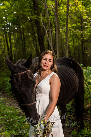 14-Heidi n Brandon n Horse