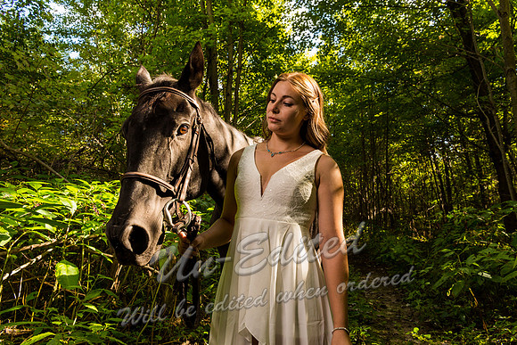 92-Heidi n Brandon n Horse