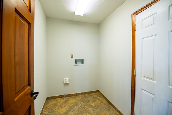 181-50531 Weeping Willow West-HDR
