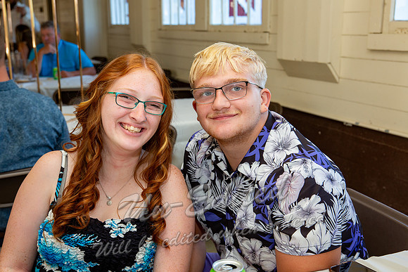 919-Kyra n Tyler Niespodziany