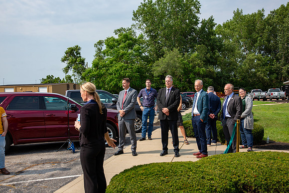312-ICC Ribbon Cutting