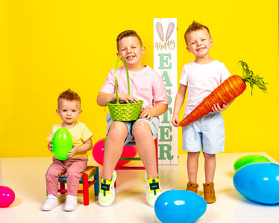 105-Easter Bunnies 2023