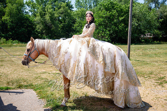 251-Quinceanera-Kim