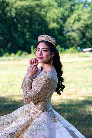 37-Quinceanera-Kim