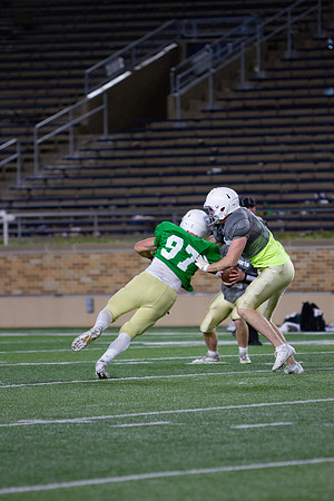 290-ND InterHall Football 2021