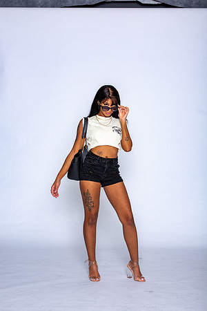 51-Nicole Branding