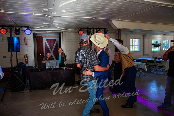 968-Kyra n Tyler Niespodziany