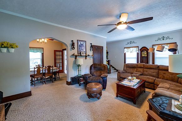 61-220 Goshen Ave-HDR