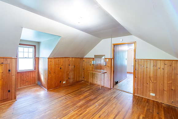 1219 Westwood Dr-49-HDR