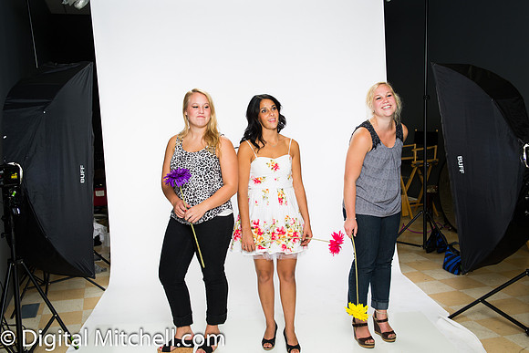 3Girls-4