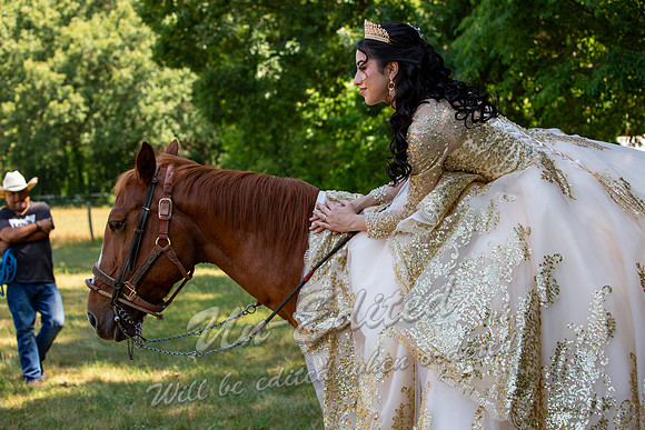 182-Quinceanera-Kim