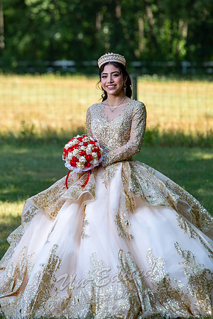 52-Quinceanera-Kim