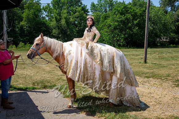 258-Quinceanera-Kim