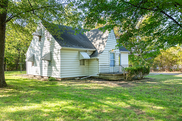 1219 Westwood Dr-85-HDR