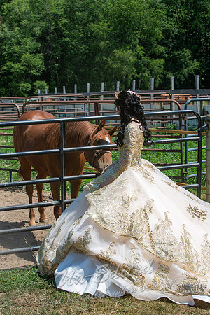 220-Quinceanera-Kim