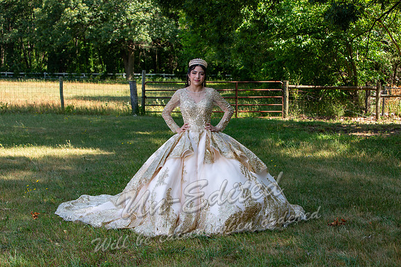 12-Quinceanera-Kim